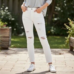Hollister White‎ Ripped High Rise Super Skinny Jeans THRASHED